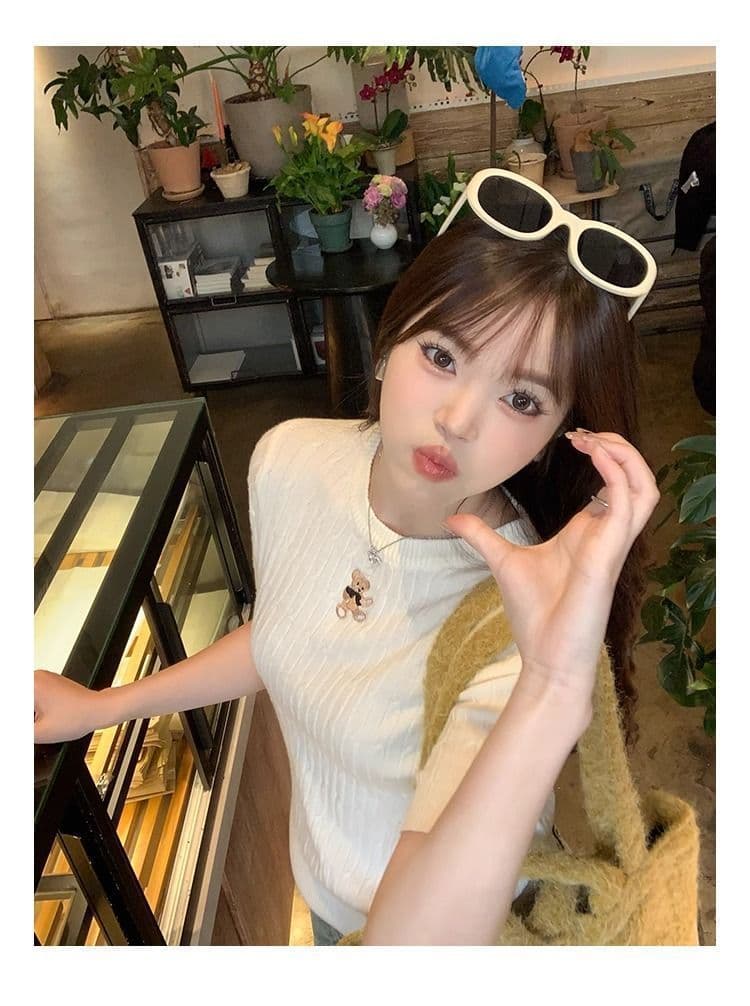 2026 니트 스웨터 여름 얇은 스타일 여성 새로운 라운드 넥 몸매 가꾸기 자수 스웨터 만나는 외국 가스 미니멀리즘 반팔 맨위 상세 이미지 16