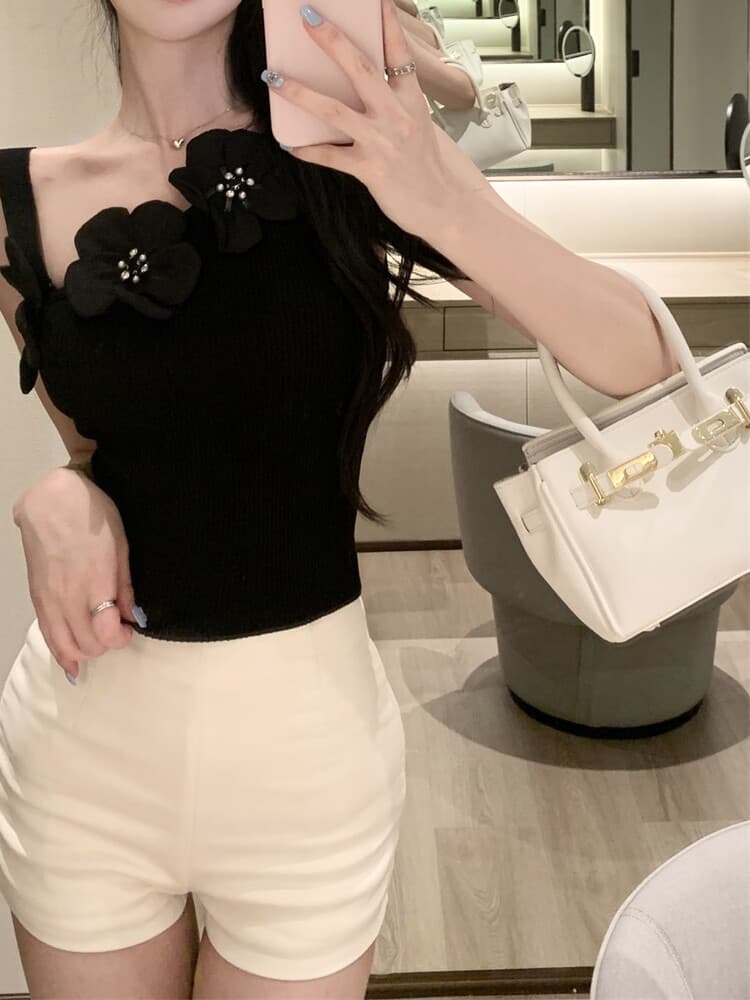 섹시함 작은 심장 기계 슬림해 보이는 캐미솔 패션 불규칙 기본 셔츠 레트로 3 차원 꽃 오프숄더 맨위 상세 이미지 4