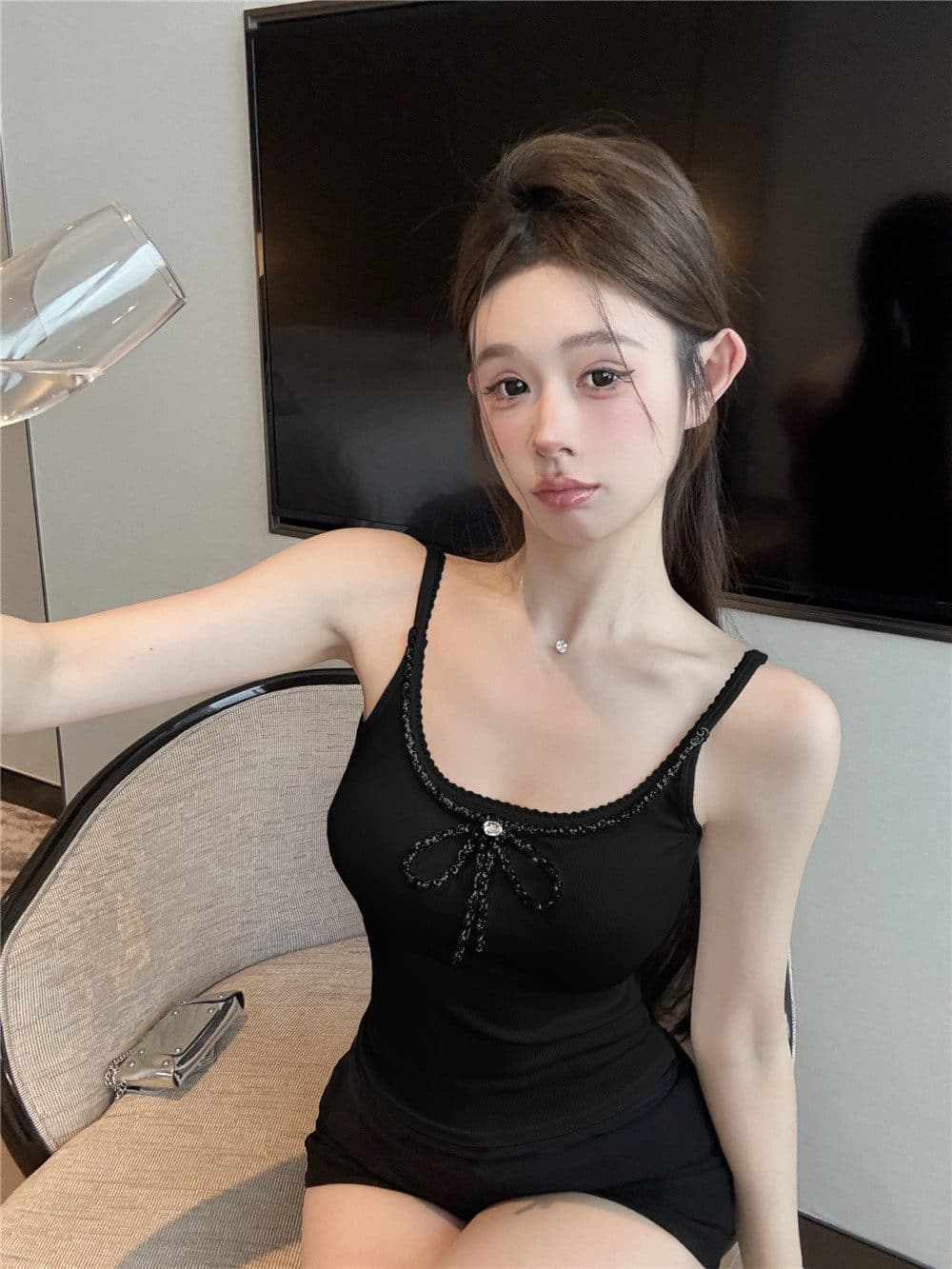 무거운 작업 다이아몬드 세팅 나비 매듭 캐미솔 여름 순수한 욕망 핫걸 튜브탑 작은 켜기 벨트 가슴 패드 태국 사람 스타일 아름다운 상세 이미지 12
