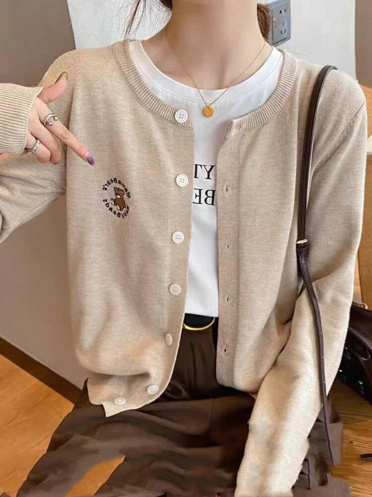 작은 곰 자수 한 부서 조기 가을 착용 가져 가라. 니트 오픈 가디건 스웨터 여성 코트 외부 가져 가라. 쇼트 스타일 루즈핏 외출용 맨위 이미지 3