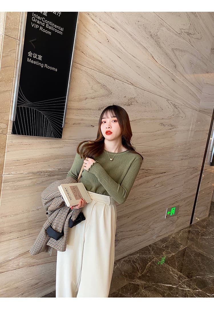 기본 셔츠 여성 년 새로운 2026 조기 봄 가을 디자인 센스 작은 대중 외국 가스 스웨터 라운드 넥 니트 스웨터 인사이드 잡아라. 의류 상세 이미지 11