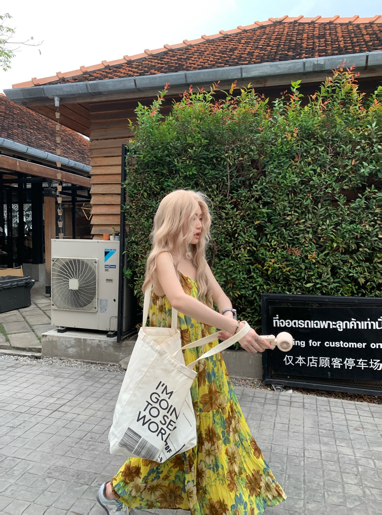 빅 사이즈 디자인 센스 작은 대중 루즈핏 주름 휴가 바람 슬립 드레스 여름 해변가 휴가 여행 해변 롱 스커트 상세 이미지 6