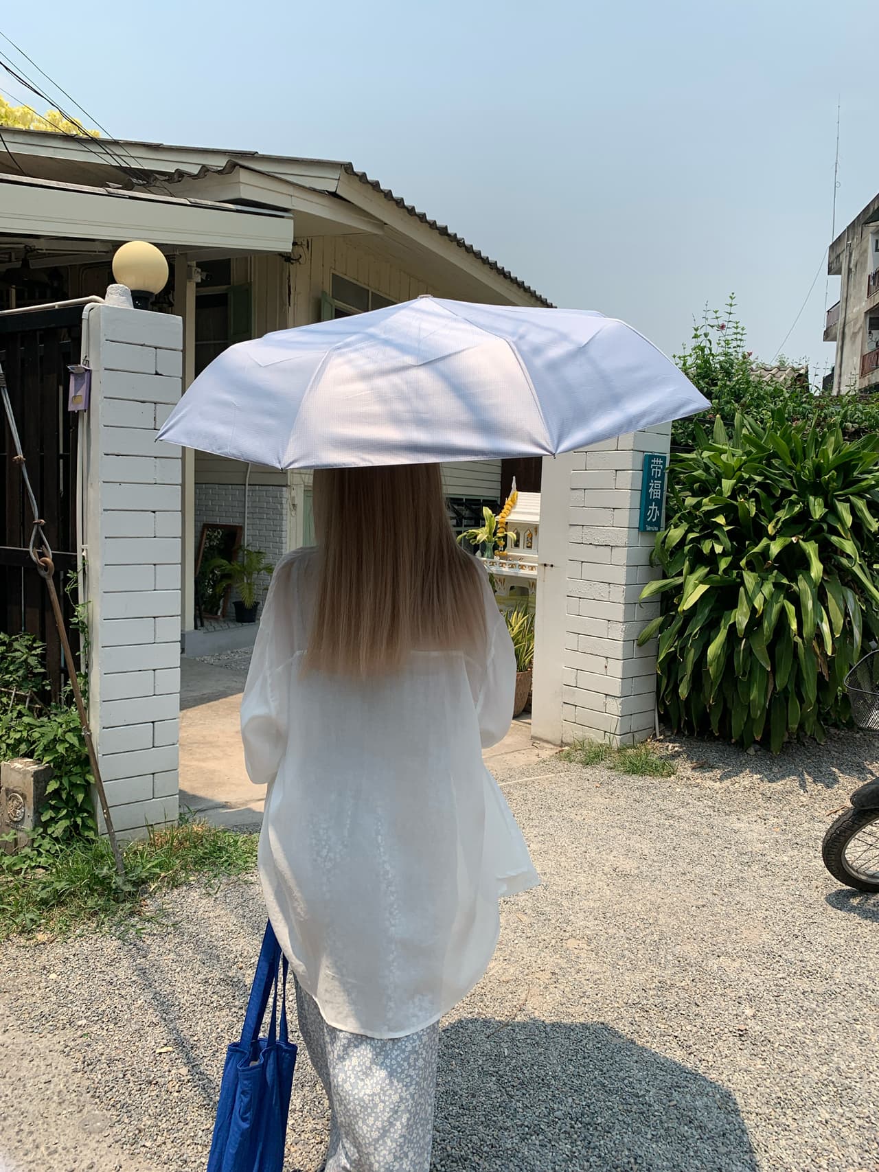 마이크로 지방 품격 달콤함 작은 청신 파란색 꽃무늬 슬립 드레스 여름 2026 새로운 연령 감소 슬림해 보이는 길다 치마 상세 이미지 7
