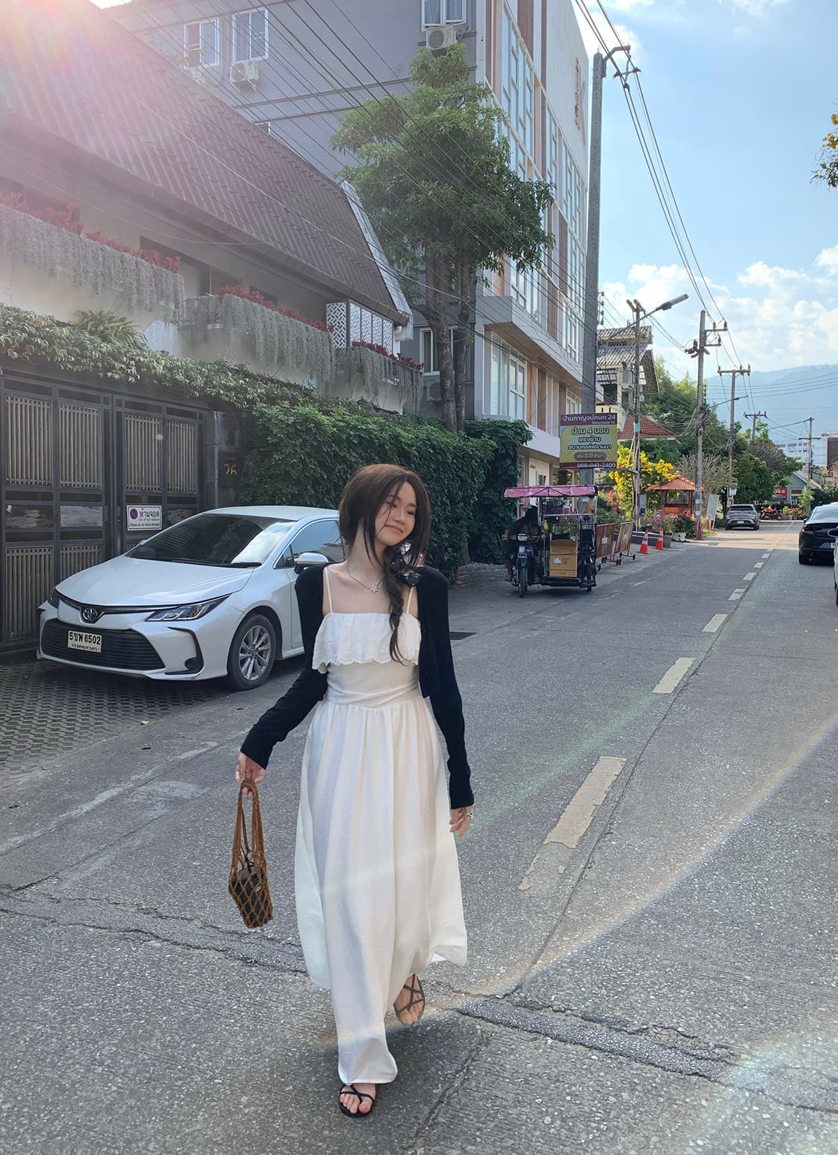 빅 사이즈 연꽃 잎 패치워크 디자인 센스 품격 화이트 슬립 드레스 여름 허리 수축 슬림해 보이는 고급 휴가 길다 치마 상세 이미지 9