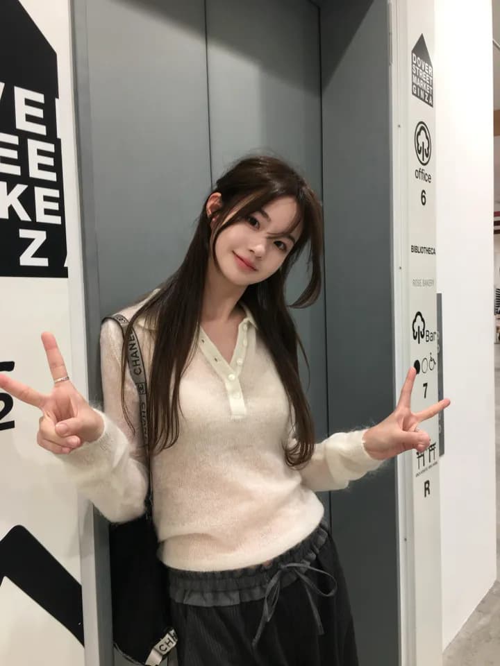 있음 선적 한국 ins 부드러운 미니멀리즘 일상 출퇴근 폴로 칼라 부서 버클 긴팔 니트 스웨터 상세 이미지 7