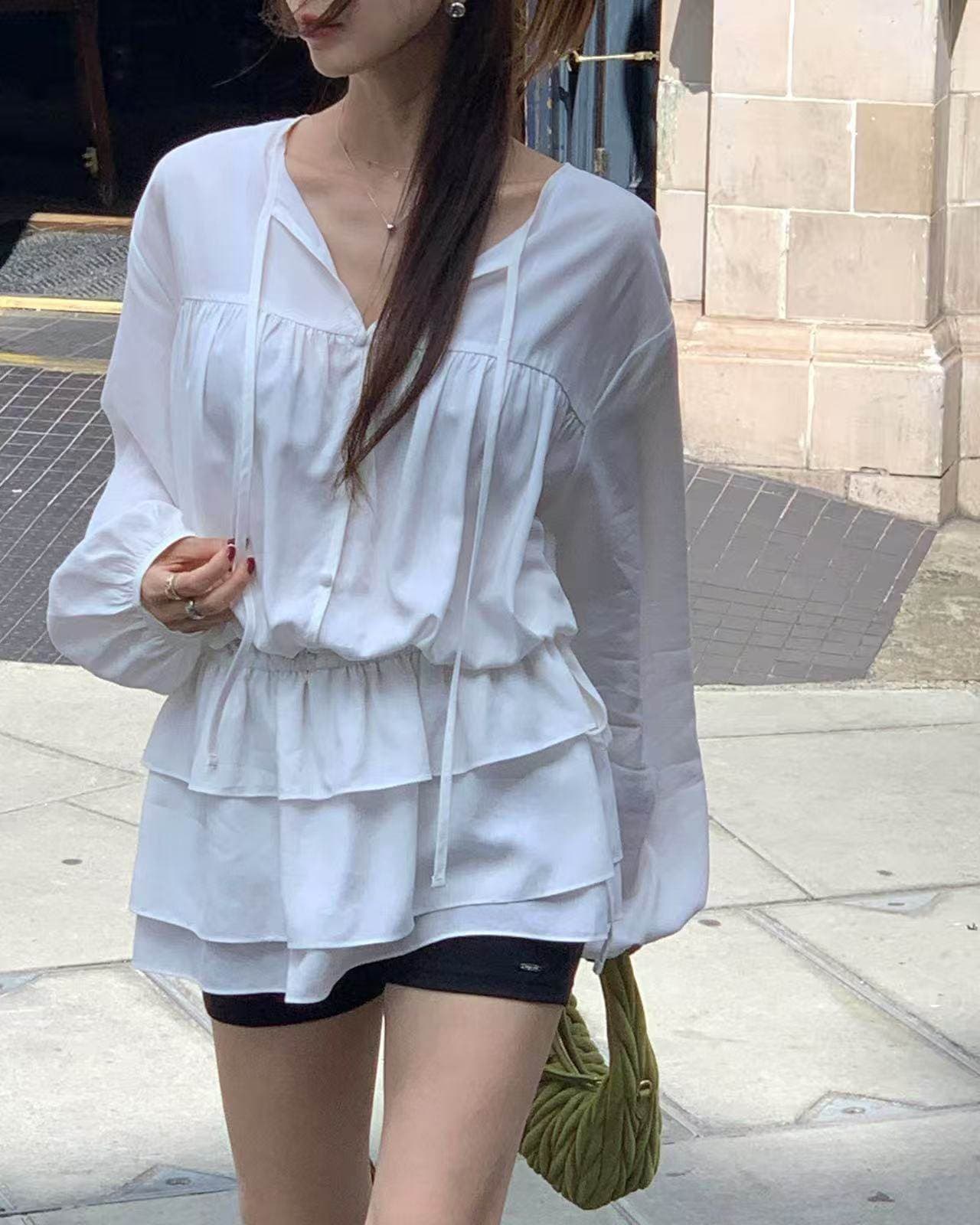 있음 선적 한국 ins V넥 레이스업 펌프 로프 프릴 밑단 셔츠 스타일 드레스 상세 이미지 10