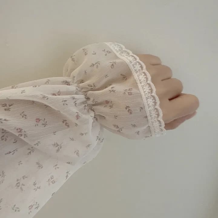 있음 선적 한국 동대문 프릴 레이스업 나팔 소매 셔츠 자외선 차단 꽃무늬 쉬폰 상세 이미지 21