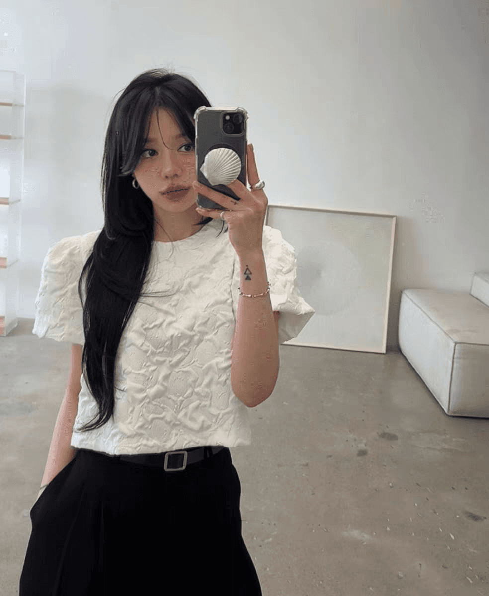있음 선적 한국 ins 슬림해 보이는 질감 센스 버블 Pleat 반팔 셔츠 상세 이미지 2