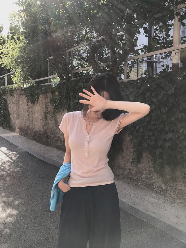 있음 선적 한국 chic 출퇴근 다용도 볼륨 측면 V넥 반팔 티셔츠 상세 이미지 4