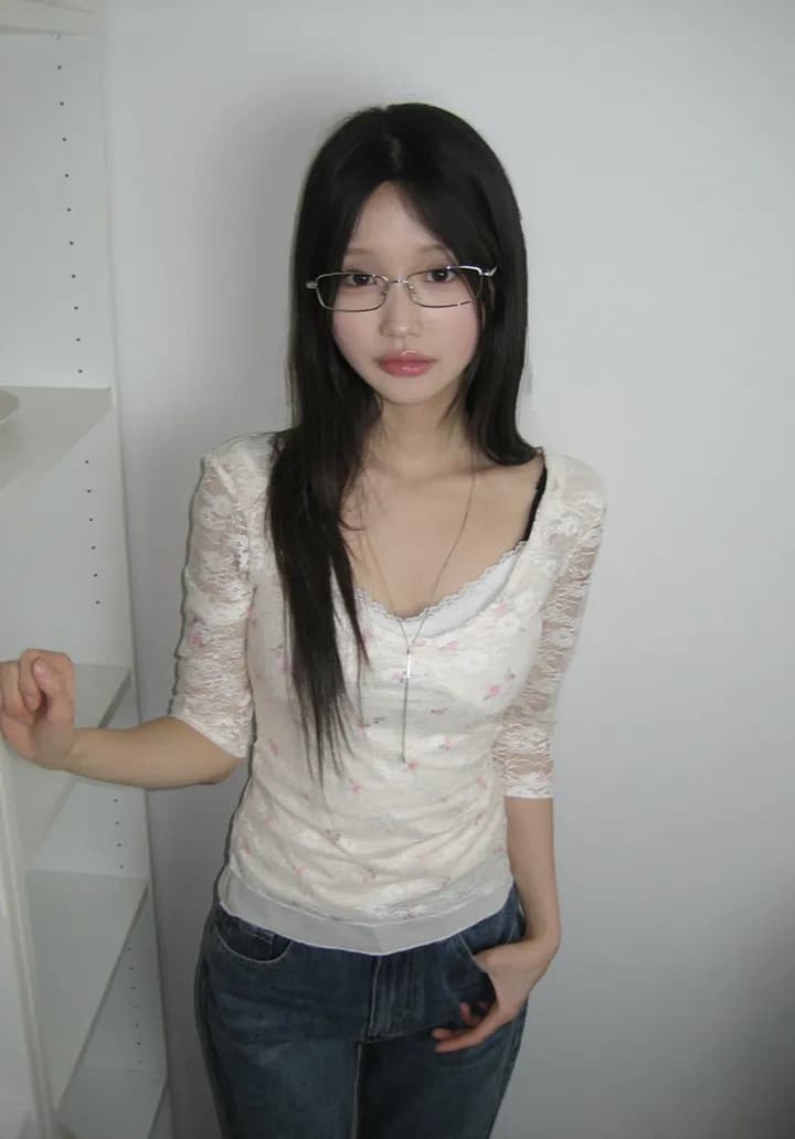 있음 선적 한 부서 순수한 욕망 바람 레이스 꽃무늬 이중층 u 칼라 몸매 가꾸기 중간 소매 t 상세 이미지 4