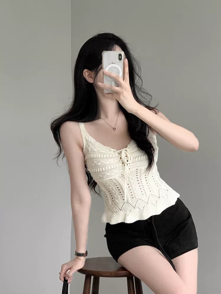 있음 선적 한국 ins 패션 디자인 V넥 레이스업 다용도 니트 캐미솔 상세 이미지 4