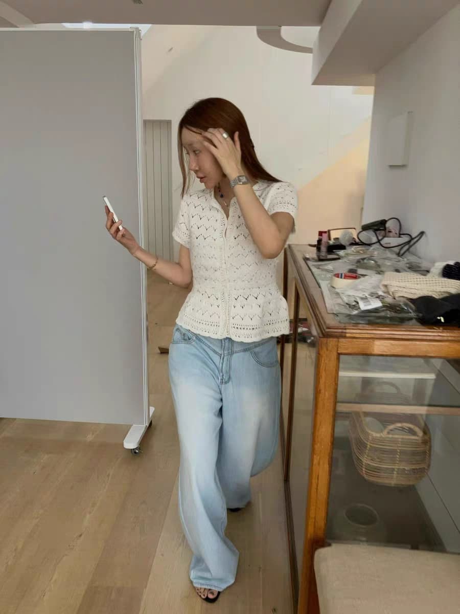 있음 선적 한국 ins 세련된 거리 슛 외국 가스 홀로우 아웃 자수 허리 수축 니트 반팔 맨위 상세 이미지 11
