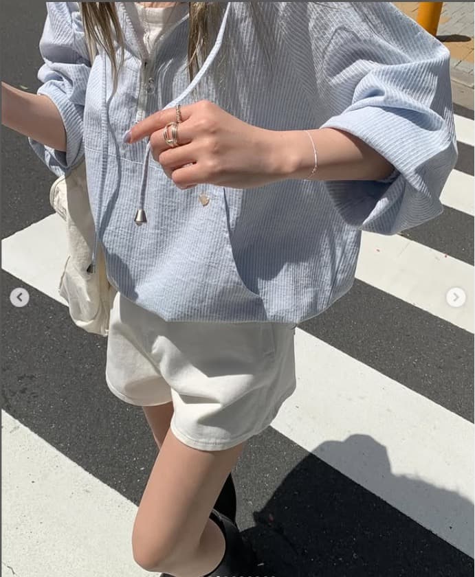 있음 선적 한국 chic 스트라이프 캐주얼 느긋한 바람 후드 펌프 로프 반 개방 칼라 얇은 스타일 국방 사이 의류 이미지 3