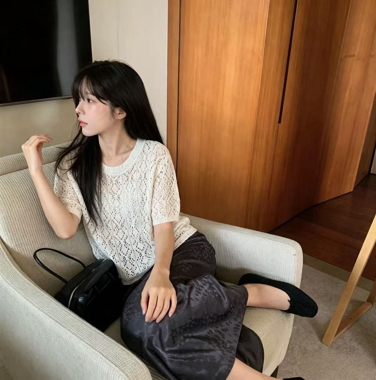 있음 선적 한국 ins 느긋한 자수 홀로우 아웃 라운드 넥 루즈핏 얇은 스타일 니트 스웨터 상세 이미지 4