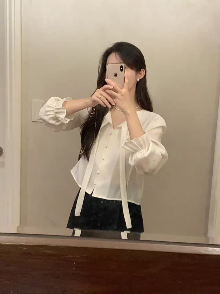 있음 선적 한국 ins 레이스업 개성 디자인 나팔 소매 셔츠 상세 이미지 2