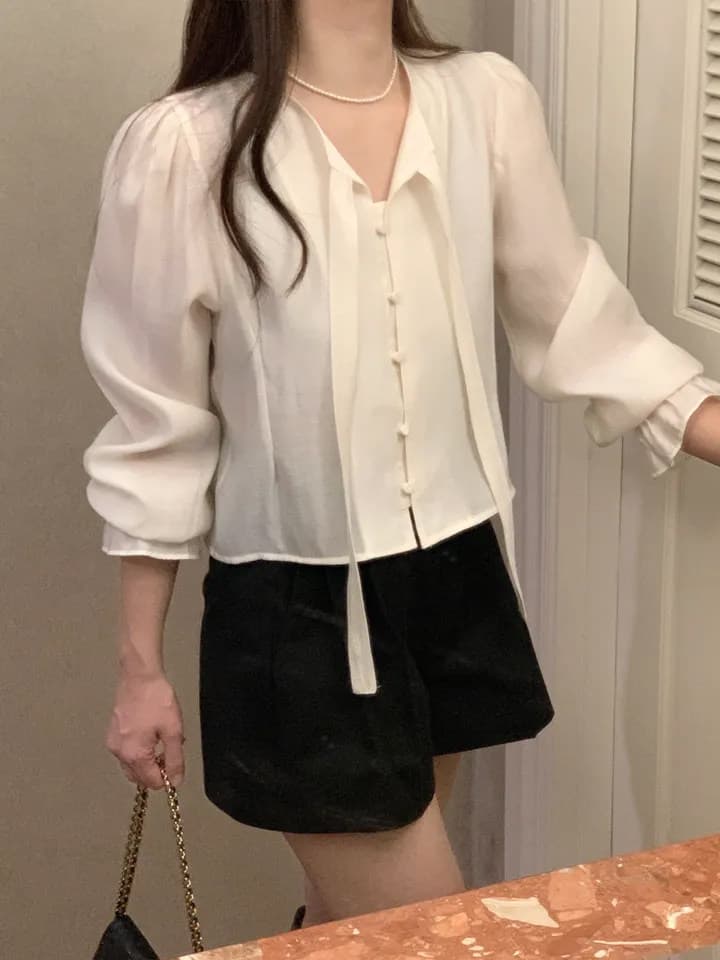 있음 선적 한국 ins 레이스업 개성 디자인 나팔 소매 셔츠 상세 이미지 16