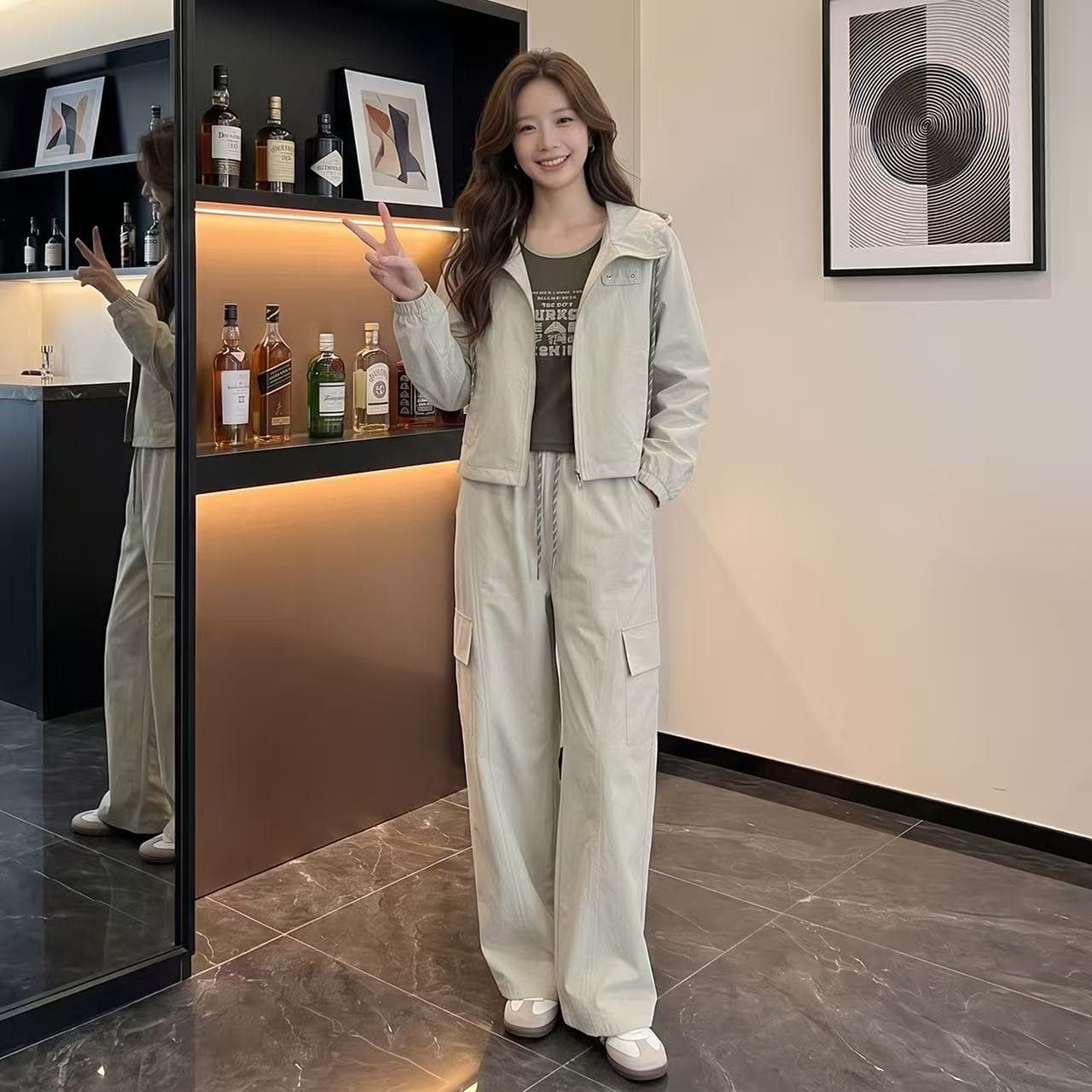2026 가을 신제품 캐주얼 연령 감소 야외 재킷 조끼 워크웨어 와이드 레그 팬츠 3종 세트 세트 여성 청춘 트렌디 상세 이미지 14