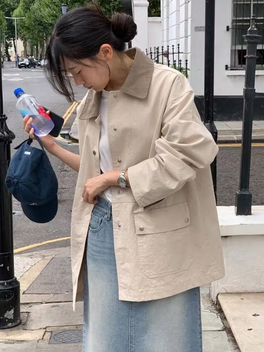 한국 chic 가을 새로운 레트로 품격 배색 폴로 칼라 어둠 버클 더블 주머니 루즈핏 긴팔 바람막이 여성 코트 상세 이미지 5