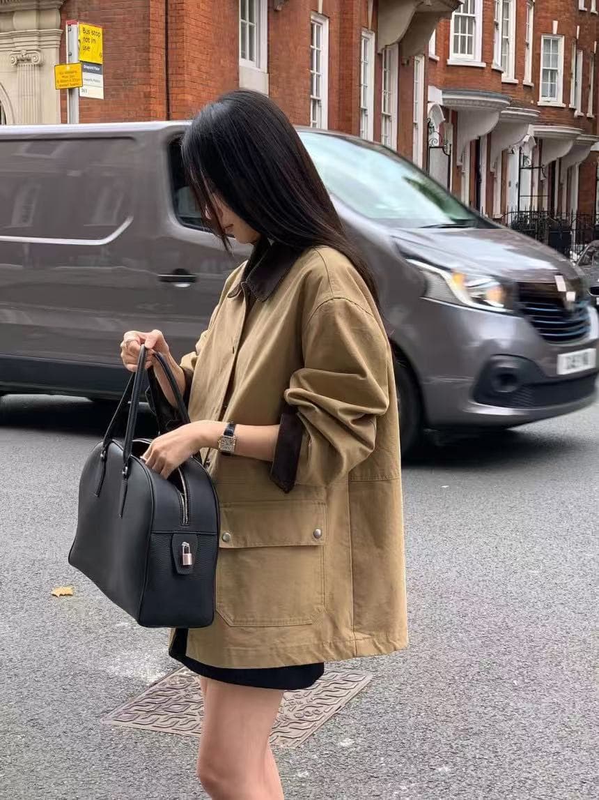 한국 chic 가을 새로운 레트로 품격 배색 폴로 칼라 어둠 버클 더블 주머니 루즈핏 긴팔 바람막이 여성 코트 상세 이미지 15