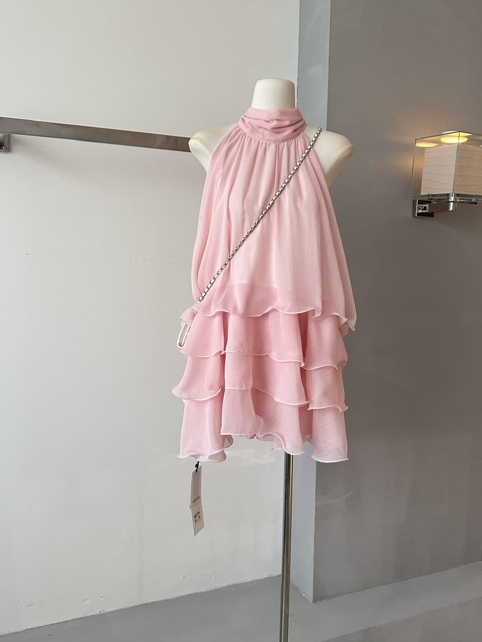 릴리 오브 더 밸리 여름 머리말 분위기 센스 계단식 레이스 핑크색 행침 목 드레스 경기 반바지 상세 이미지 8