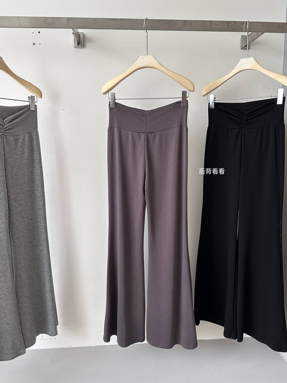 진짜 착용 지배 펌프 Pleat v 허리 긴 바지 느긋한 도루 센스 요가 부츠컷 캐주얼 바지 여성 상세 이미지 3