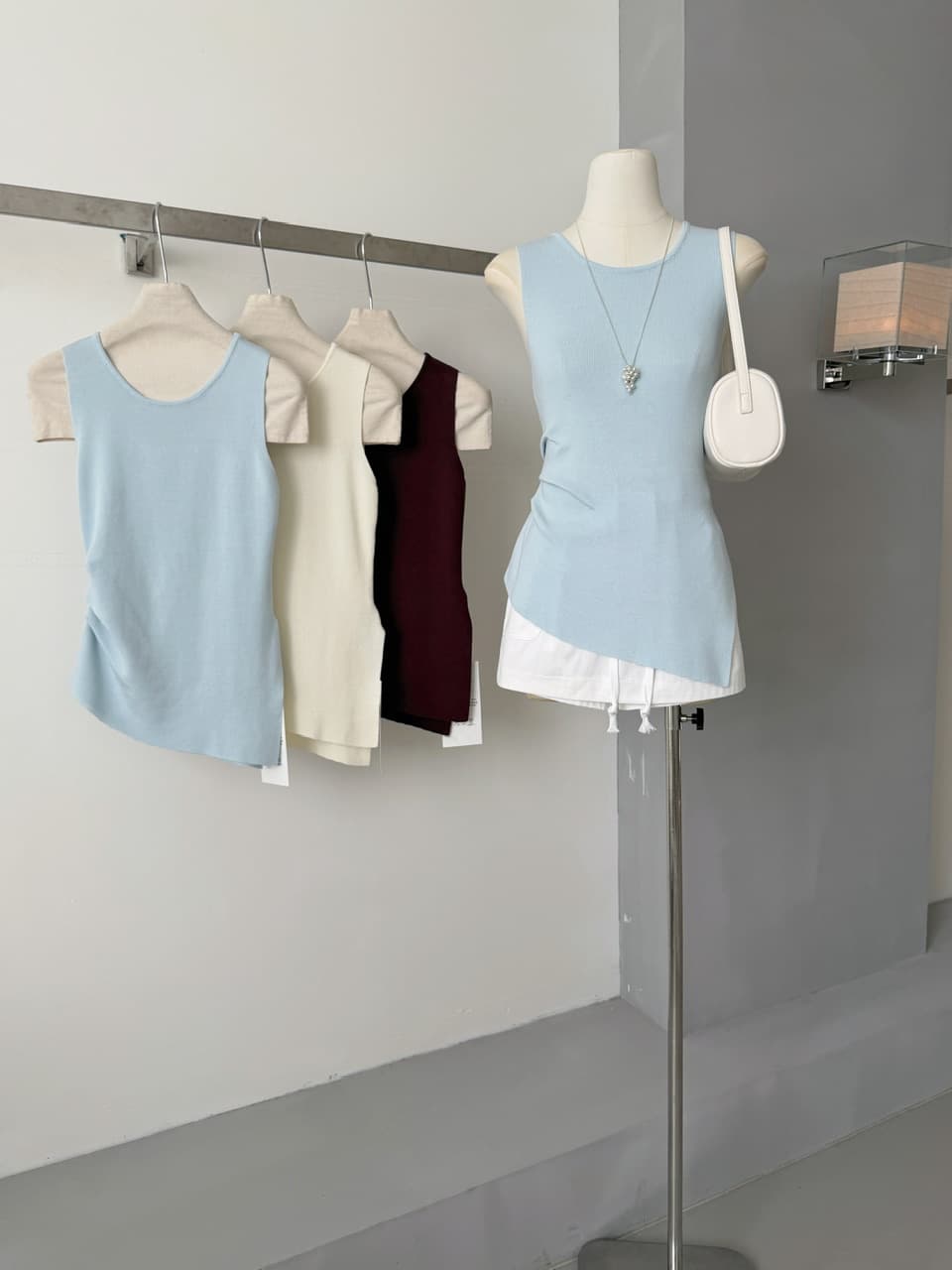 rachel 파리 일러스트레이션 도시 lady 센스 슬림해 보이는 핀치 Pleat 측면 트임 조끼