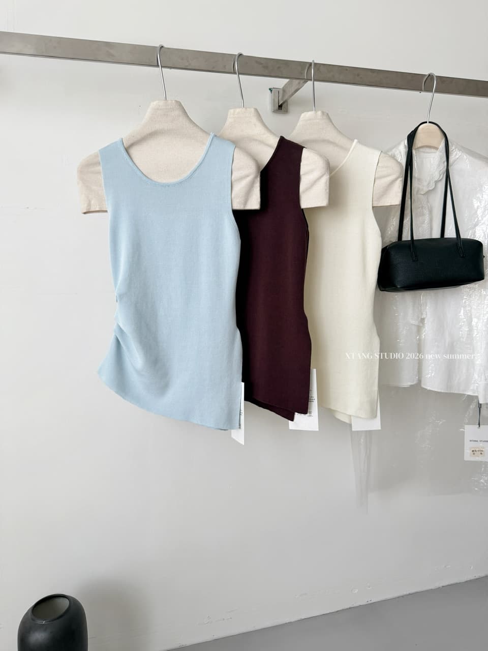 rachel 파리 일러스트레이션 도시 lady 센스 슬림해 보이는 핀치 Pleat 측면 트임 조끼 상세 이미지 10
