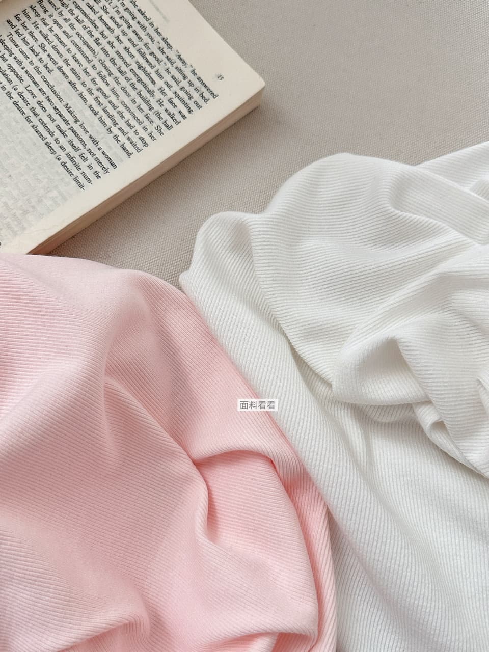페이크 레이어드 보라색 광장 칼라 중간 소매 티셔츠 여성 여름 허리 수축 다용도 핫걸 바람 몸매 가꾸기 슬림해 보이는 5 점 소매 맨위 상세 이미지 15