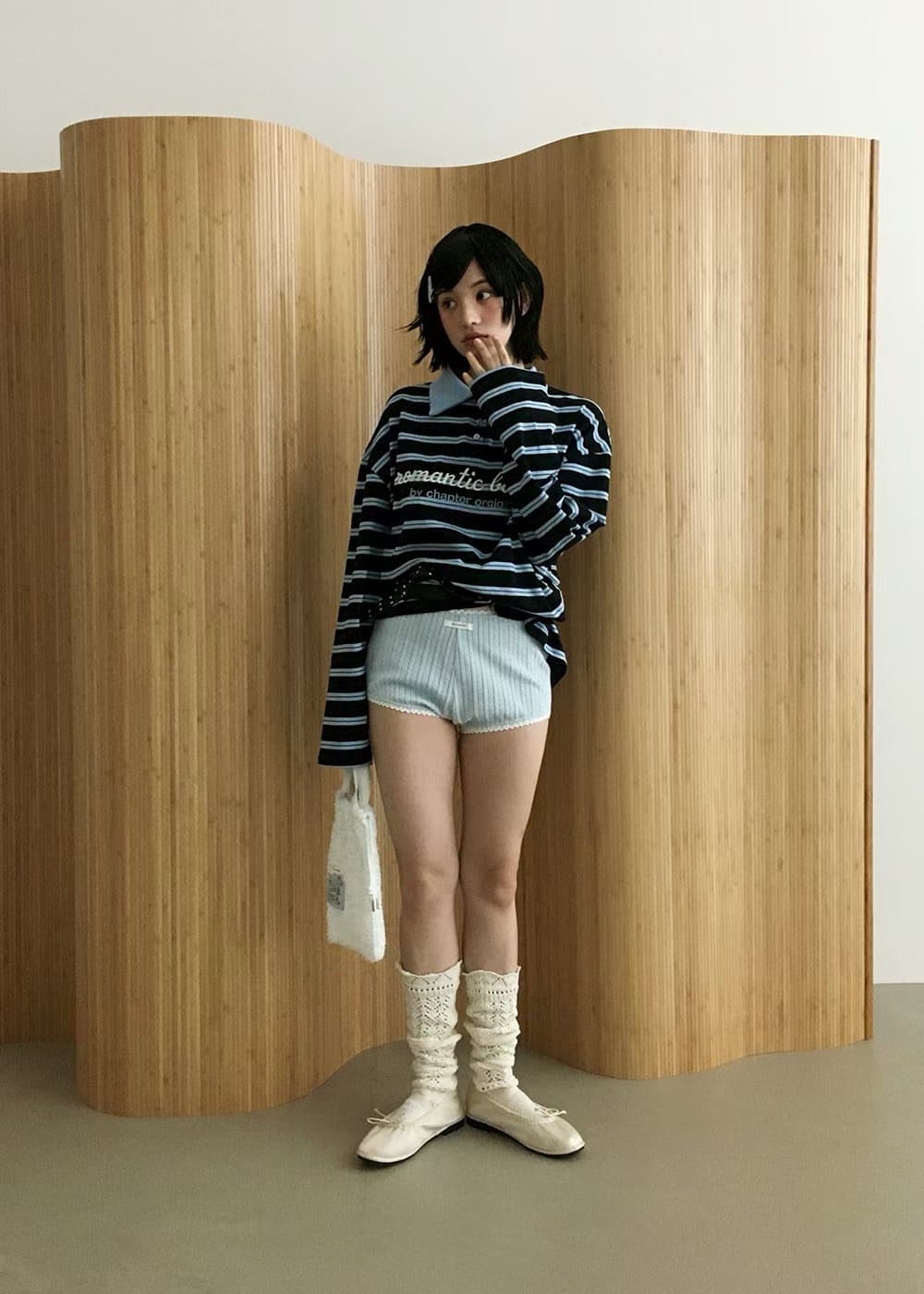 있음 물품 한국 동대문 폴로 칼라 자수 알파벳 스트라이프 풀오버 스웨트셔츠 상세 이미지 9