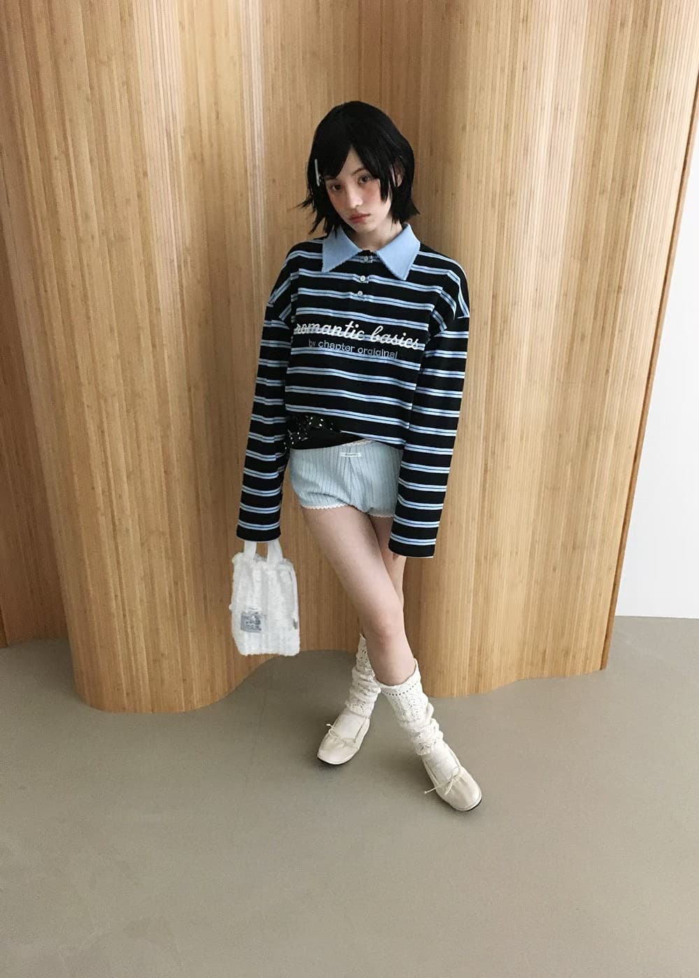 있음 물품 한국 동대문 폴로 칼라 자수 알파벳 스트라이프 풀오버 스웨트셔츠 상세 이미지 10