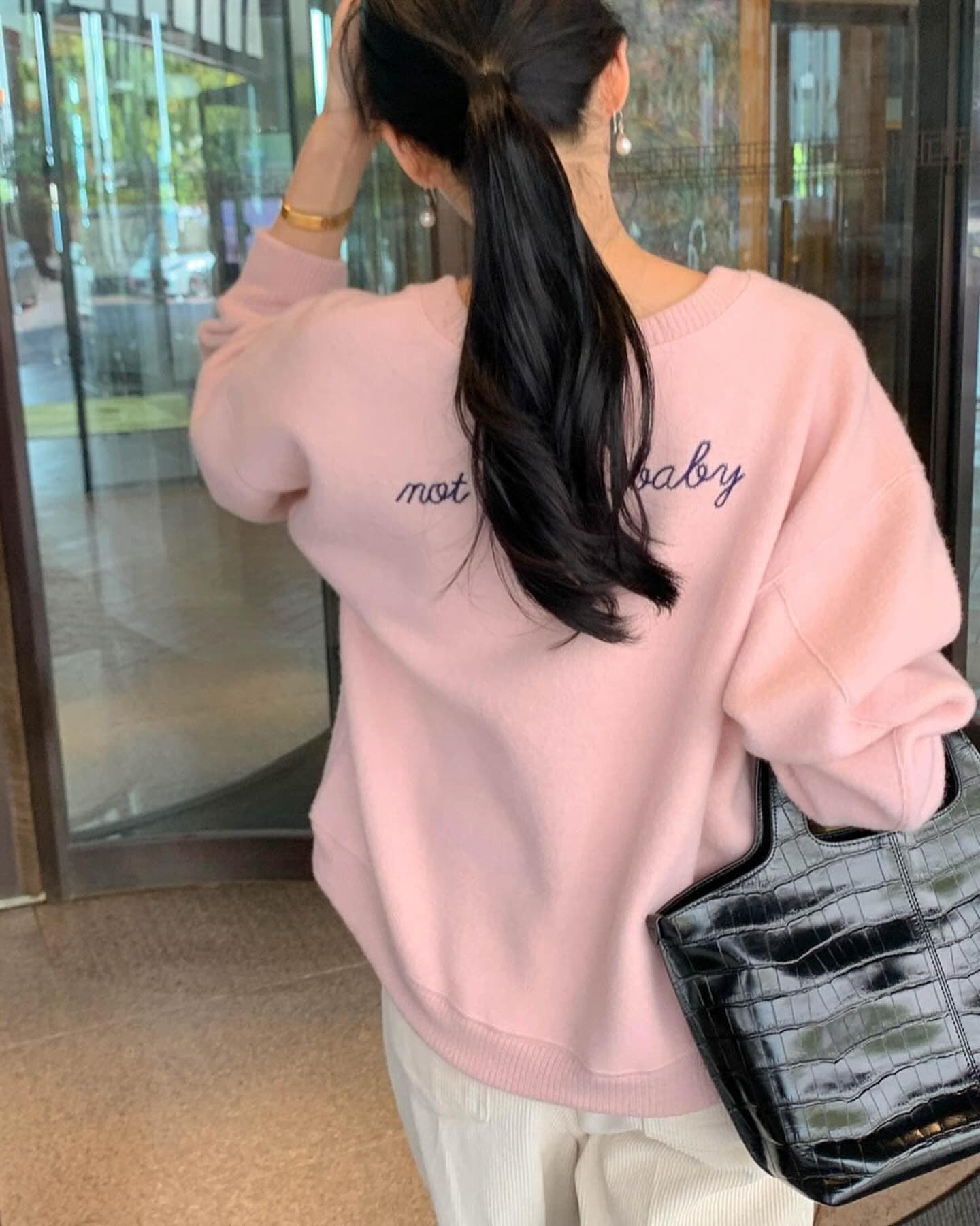 있음 물품 한국 ins 알파벳 자수 후드티 상세 이미지 4