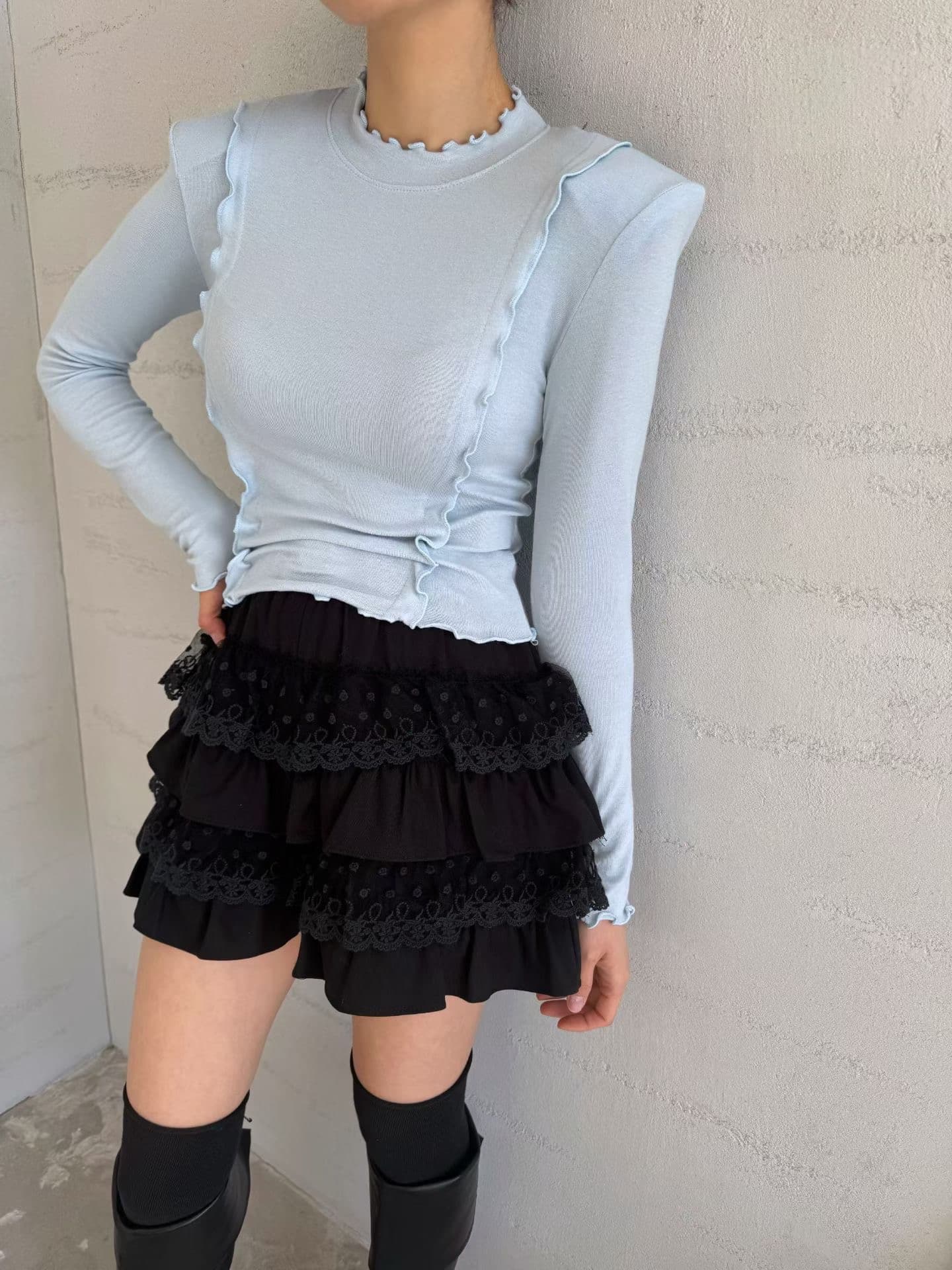 재고 있음 한국 동대문 봄 새로운 몸매 가꾸기 다용도 단색 프릴 긴팔 티셔츠 상세 이미지 2