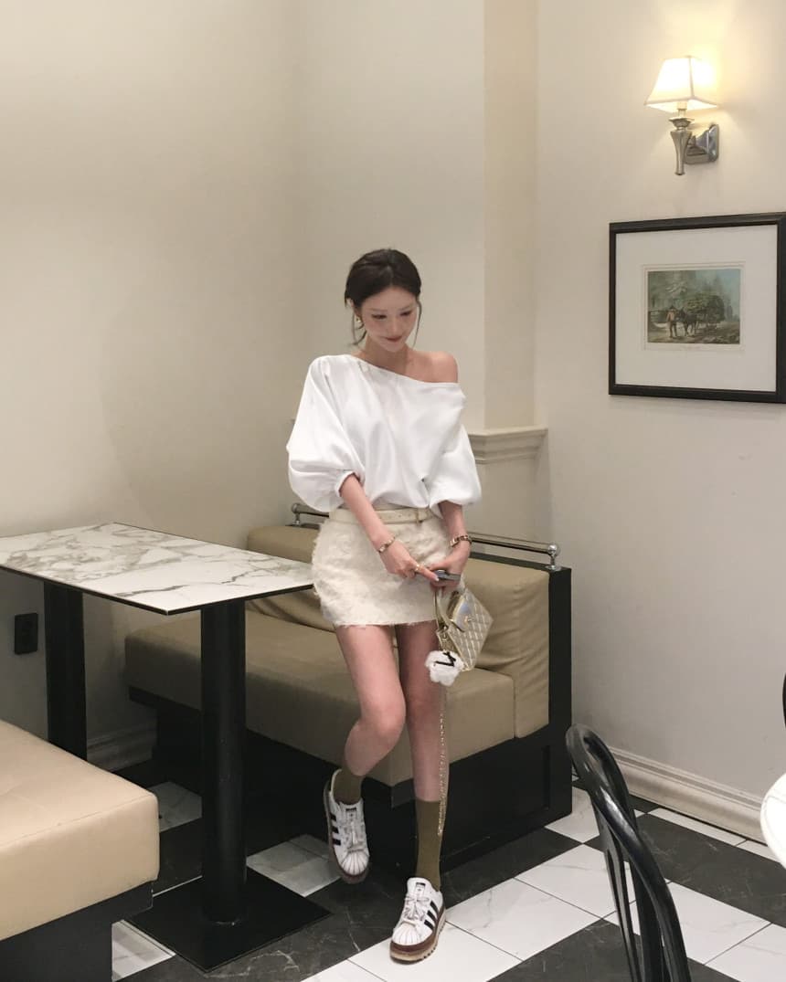 재고 있음 한국 ins 패션 품격 다용도 반팔 오프숄더 맨위 상세 이미지 3