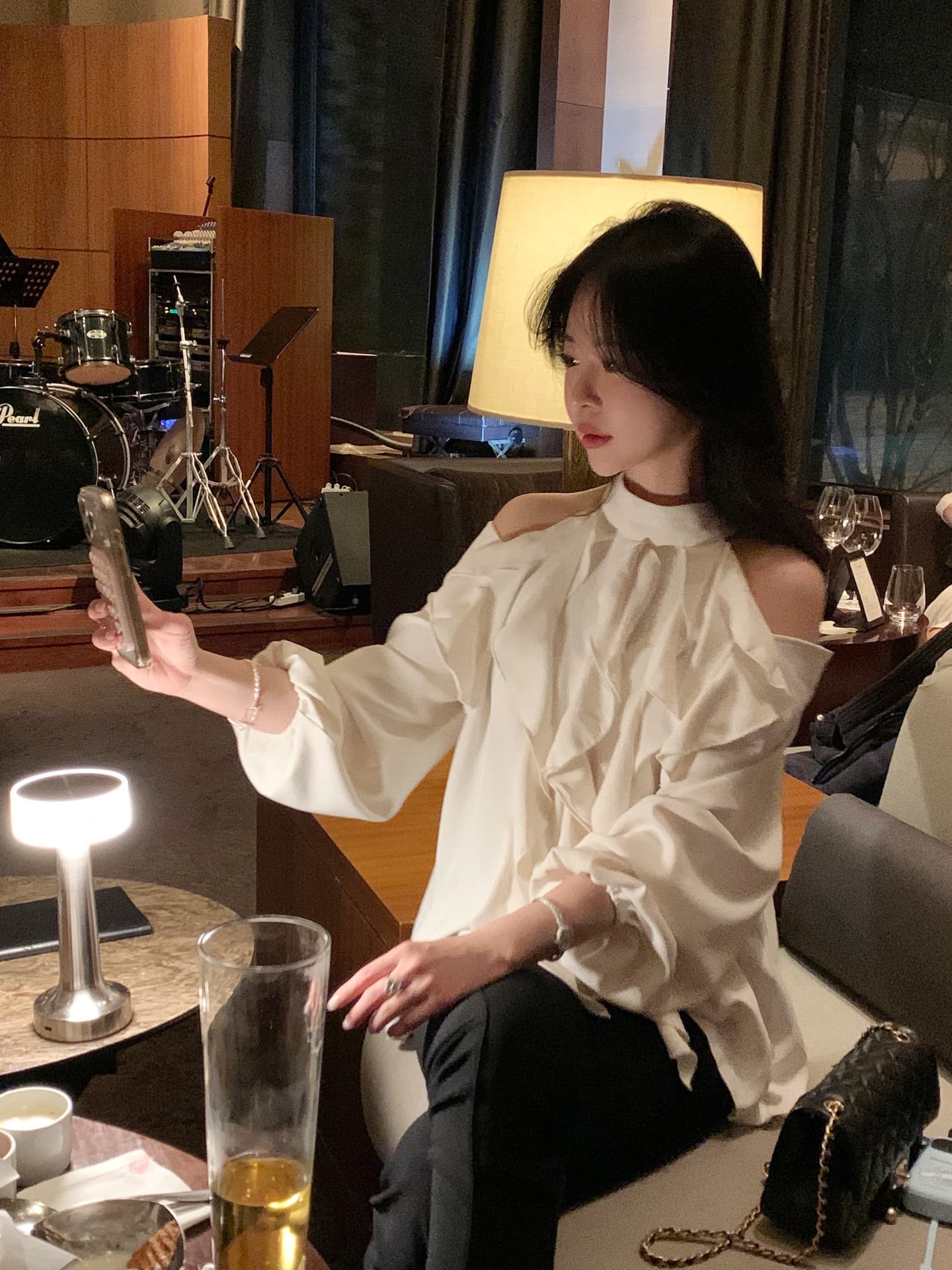 프랑스식 부드러운 바람 품격 심장 기계 오프숄더 디자인 섹션 셔츠 상세 이미지 2