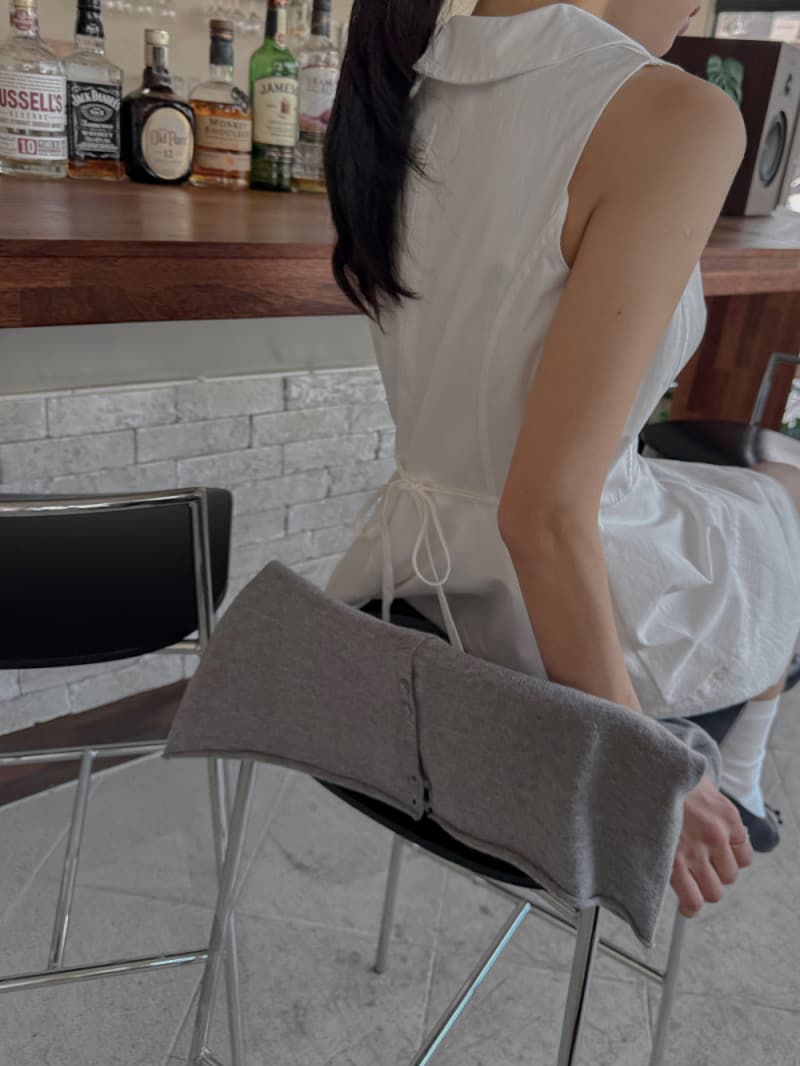 재고 있음 한국 ins 달콤한 스타일 화이트 베이비 칼라 조끼 여성 드레스 봄 여름 허리 수축 슬림해 보이는 A라인 스커트 상세 이미지 13