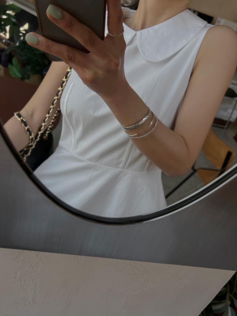 재고 있음 한국 ins 달콤한 스타일 화이트 베이비 칼라 조끼 여성 드레스 봄 여름 허리 수축 슬림해 보이는 A라인 스커트 상세 이미지 19