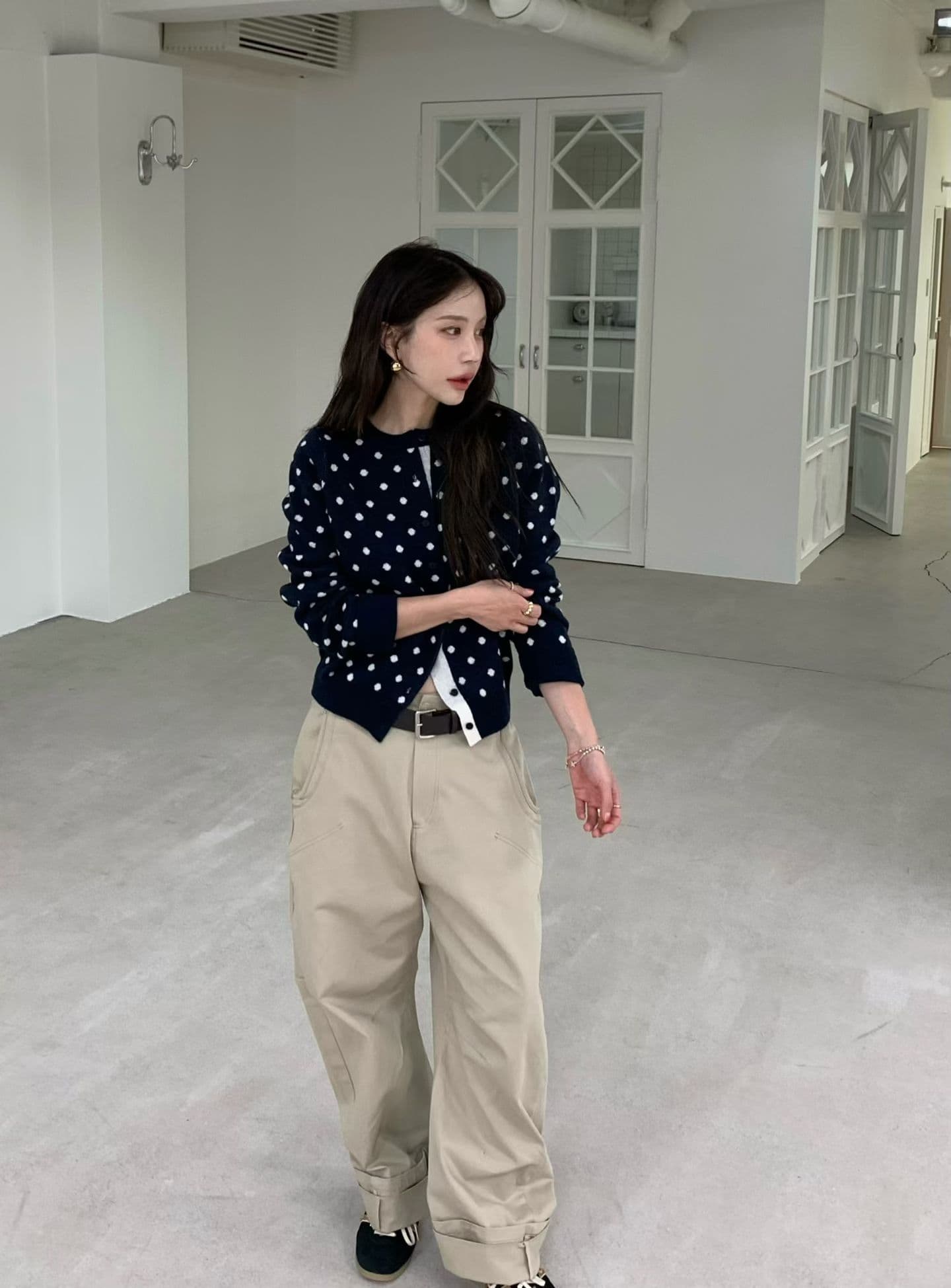 패션 품격 다용도 도트 무늬 니트 오픈 가디건 상세 이미지 5