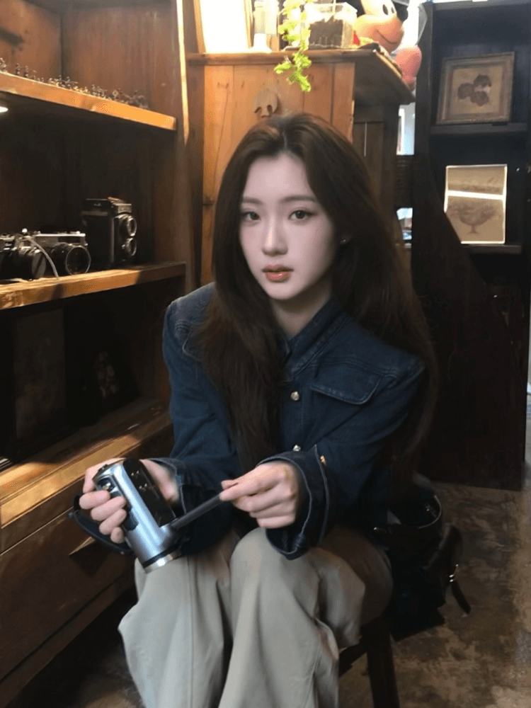 파란색 작은 샤넬 스타일 데님 여성 코트 쇼트 스타일 2026 년 봄 새로운 작은 키 긍정적 인 어깨 캐주얼 다용도 맨위 상세 이미지 9