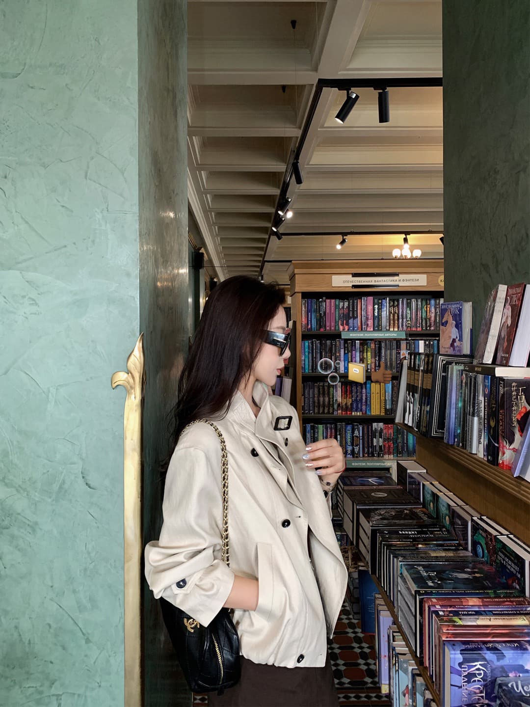 큰 병 맞춤 s1p 슬림해 보이는 서있는 자르다 아마 주간 실크 고급 센스 수 있습니다. 스탠드 칼라 쇼트 스타일 바람막이 여성 코트 가을 이미지 4