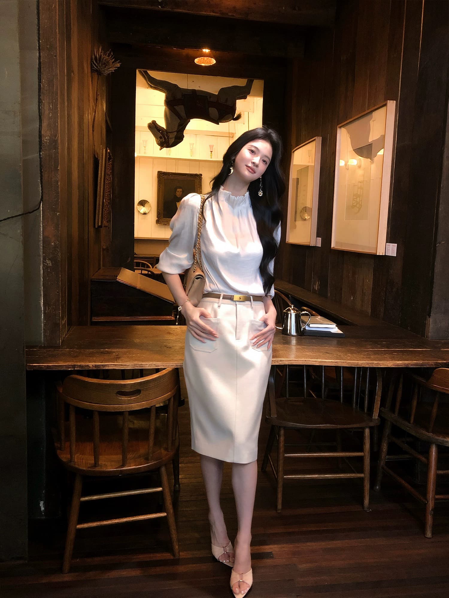 하나부터 순간 만 상황 프랑스식 수공 Pleat 스탠드 칼라 거품 소매 셔츠 하이웨이스트 스트레이트 반 스커트 출퇴근 세트 이미지 4