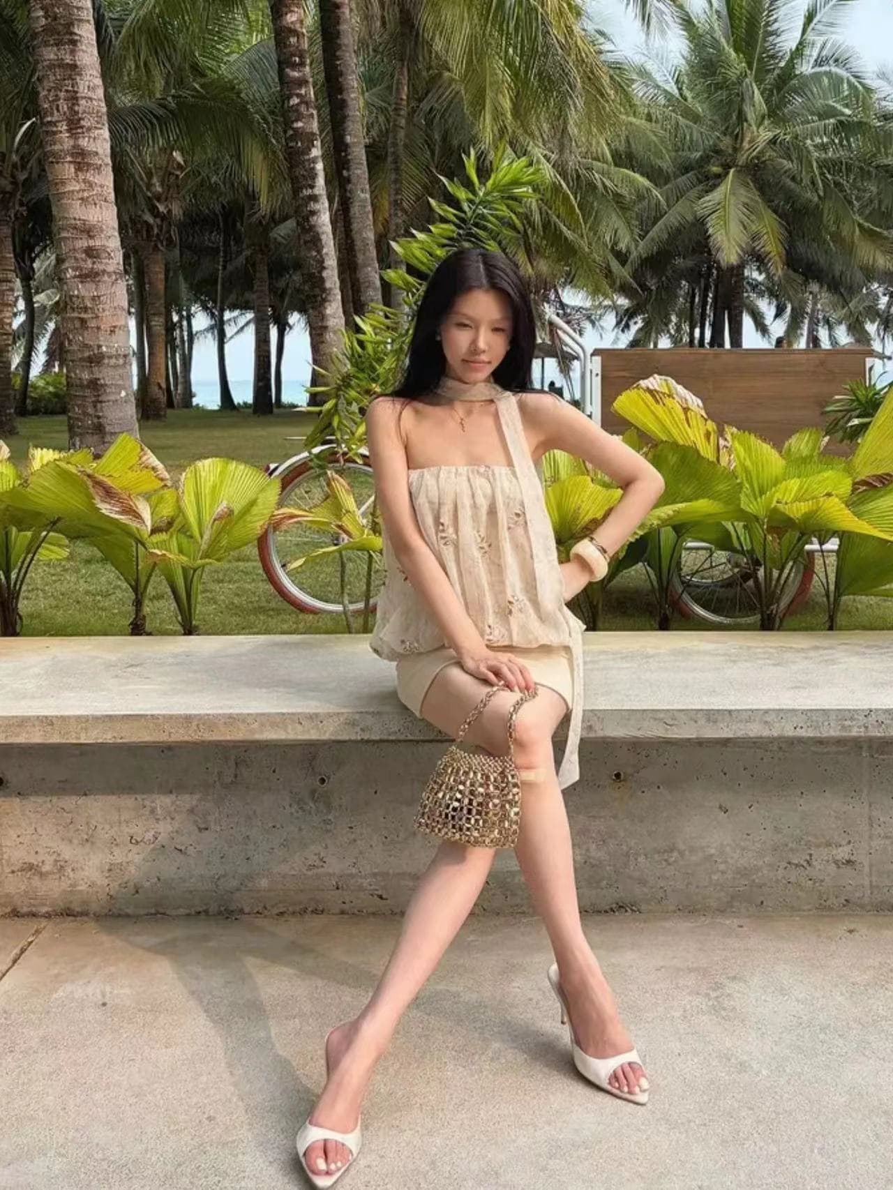작은 대중 세련된 자수 튜브탑 여성 드레스 여름 핫걸 몸매 가꾸기 슬림해 보이는 패치워크 타이트 스커트 미니 스커트 상세 이미지 1
