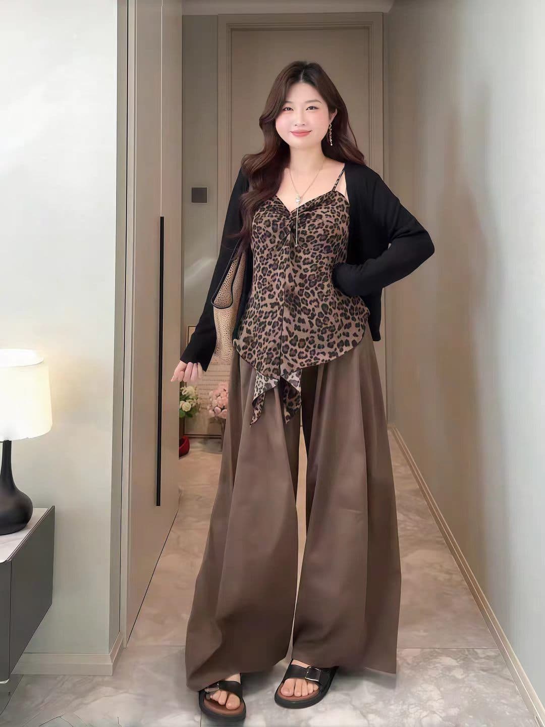 빅 사이즈 여성 의류 슈퍼 슬림해 보이는 레오파드 무늬 슬립 숄 마이크로 지방 mm 다용도 출퇴근 바람 하이웨이스트 모통이 칼 바지 3종 세트 이미지 3