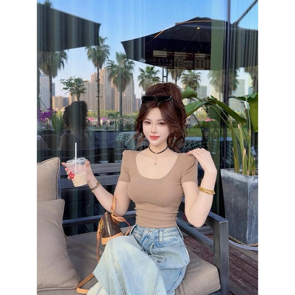 여름 새로운 패션 다용도 u 칼라 반팔 슬림해 보이는 순수한 욕망 바람 핫걸 가슴 패드 의류 여성 상세 이미지 5