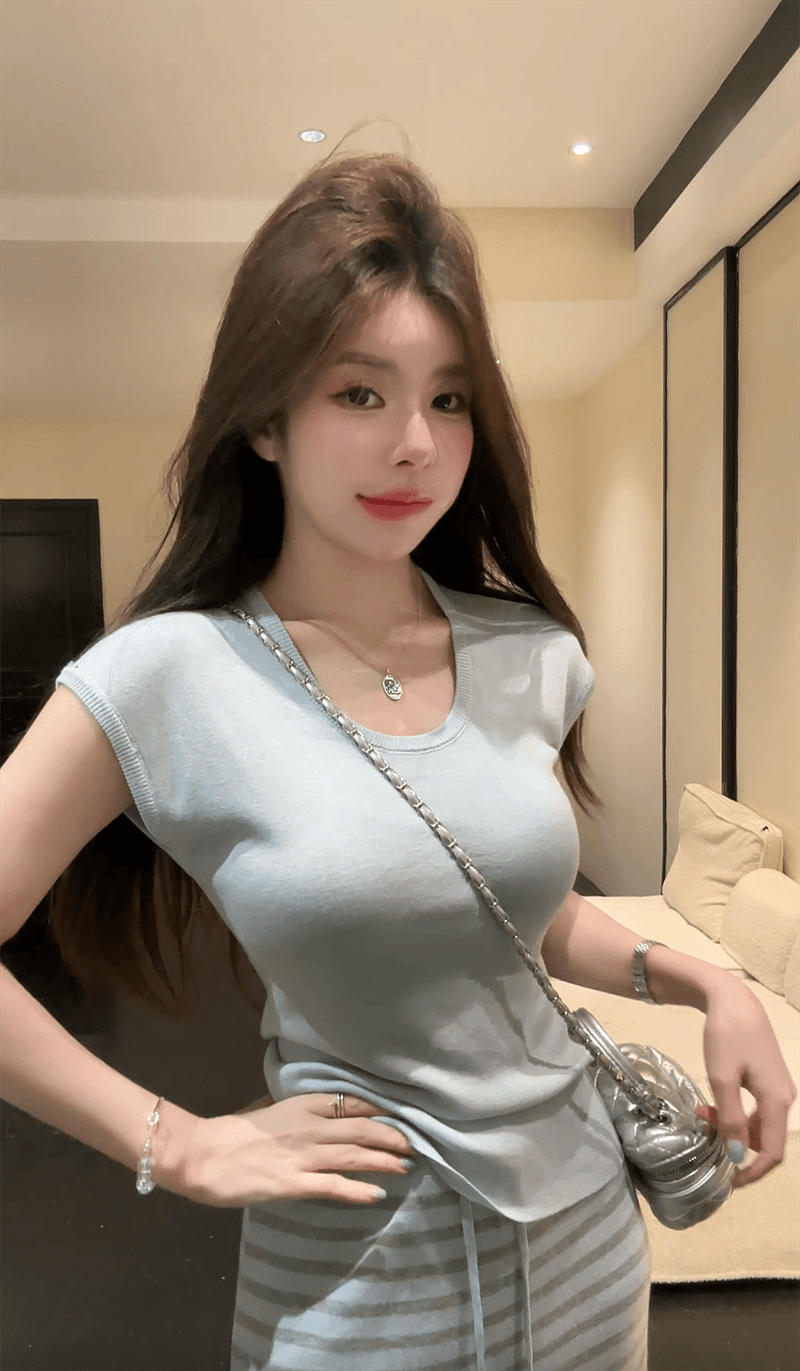 하늘색 니트 스웨터 반 스커트 두 조각 여성 세트 여름 몸매 가꾸기 슬림해 보이는 스트라이프 하이웨이스트 세트 부드러운 품격 다용도 상세 이미지 14