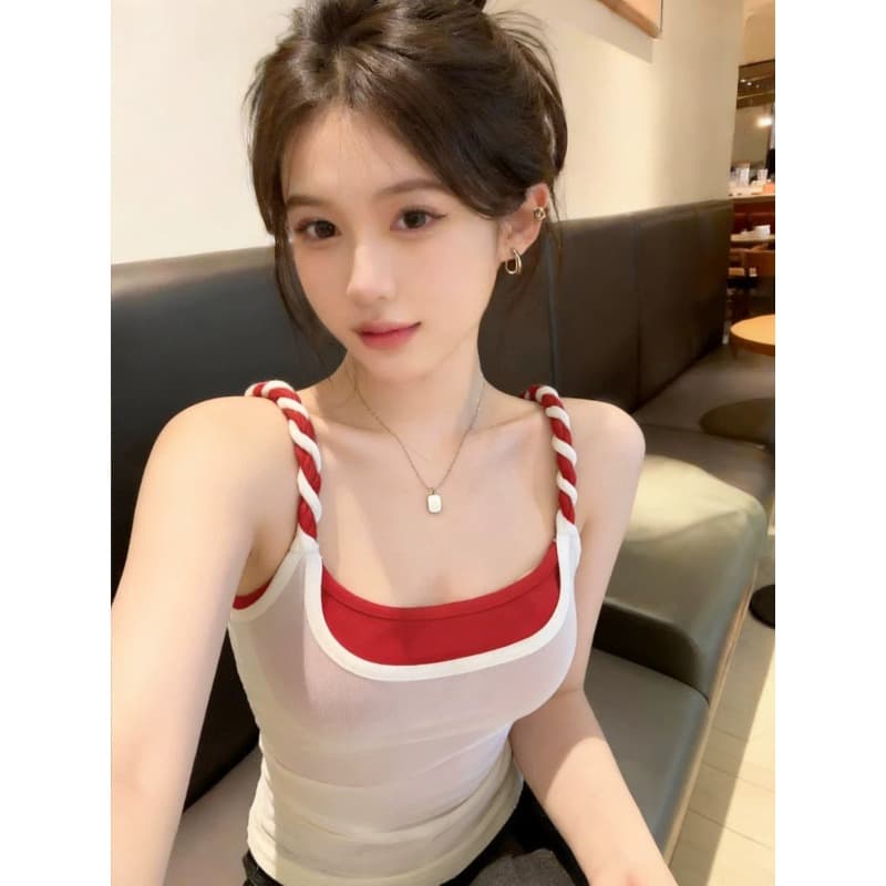 한 부서 배색 페이크 레이어드 민소매 캐미솔 여름 2026 새로운 순수한 욕망 몸매 가꾸기 슬림해 보이는 쇼트 스타일 맨위 상세 이미지 6