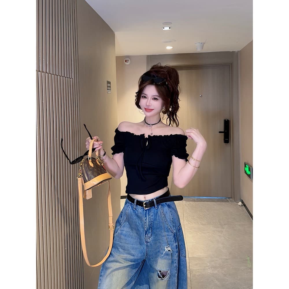 여름 새로운 패션 다용도 작은 대중 오프숄더 슬림해 보이는 쇼트 스타일 핫걸 맨위 여성 몸매 가꾸기 슬림해 보이는 티셔츠 여성 이미지 4