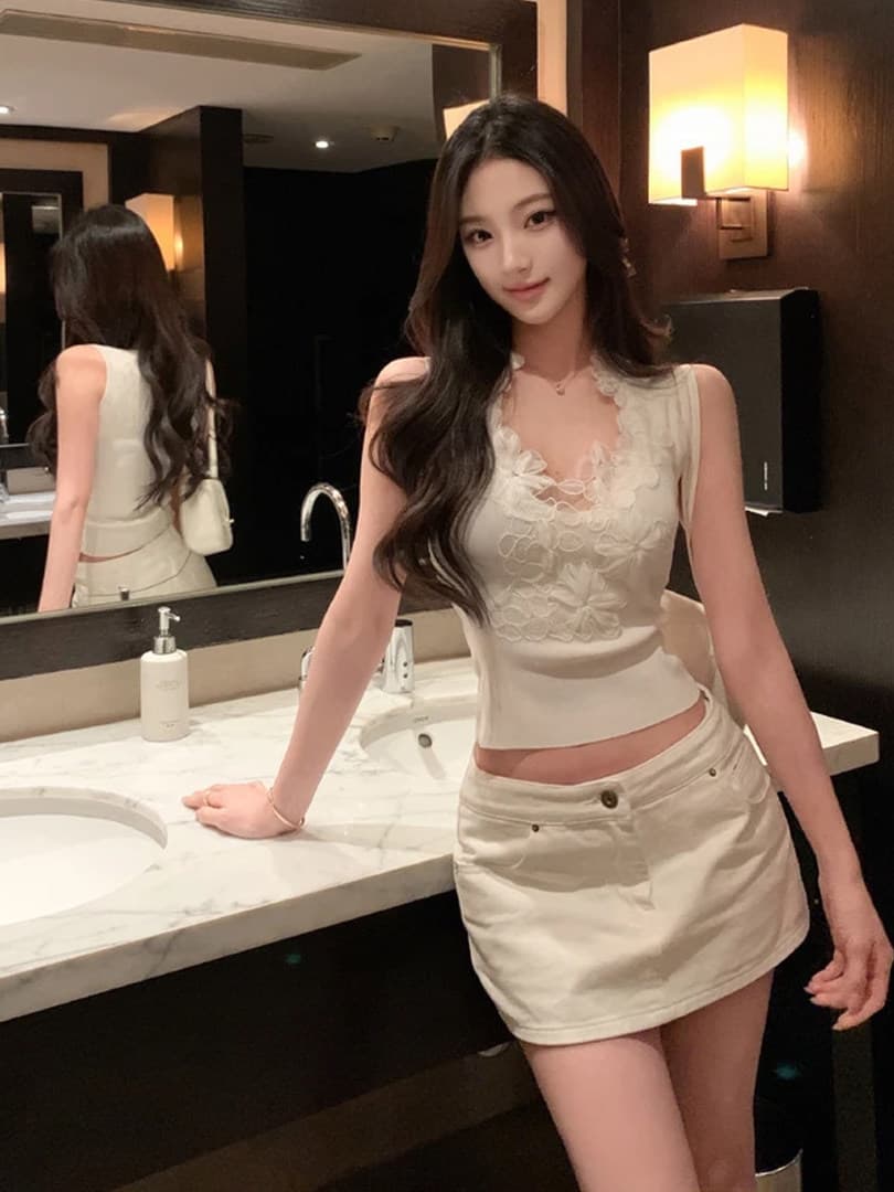순수한 욕망 핫걸 패치워크 레이스 니트 조끼 여성 여름 얇은 스타일 몸매 가꾸기 슬림해 보이는 디자인 센스 품격 민소매 맨위 이미지 2