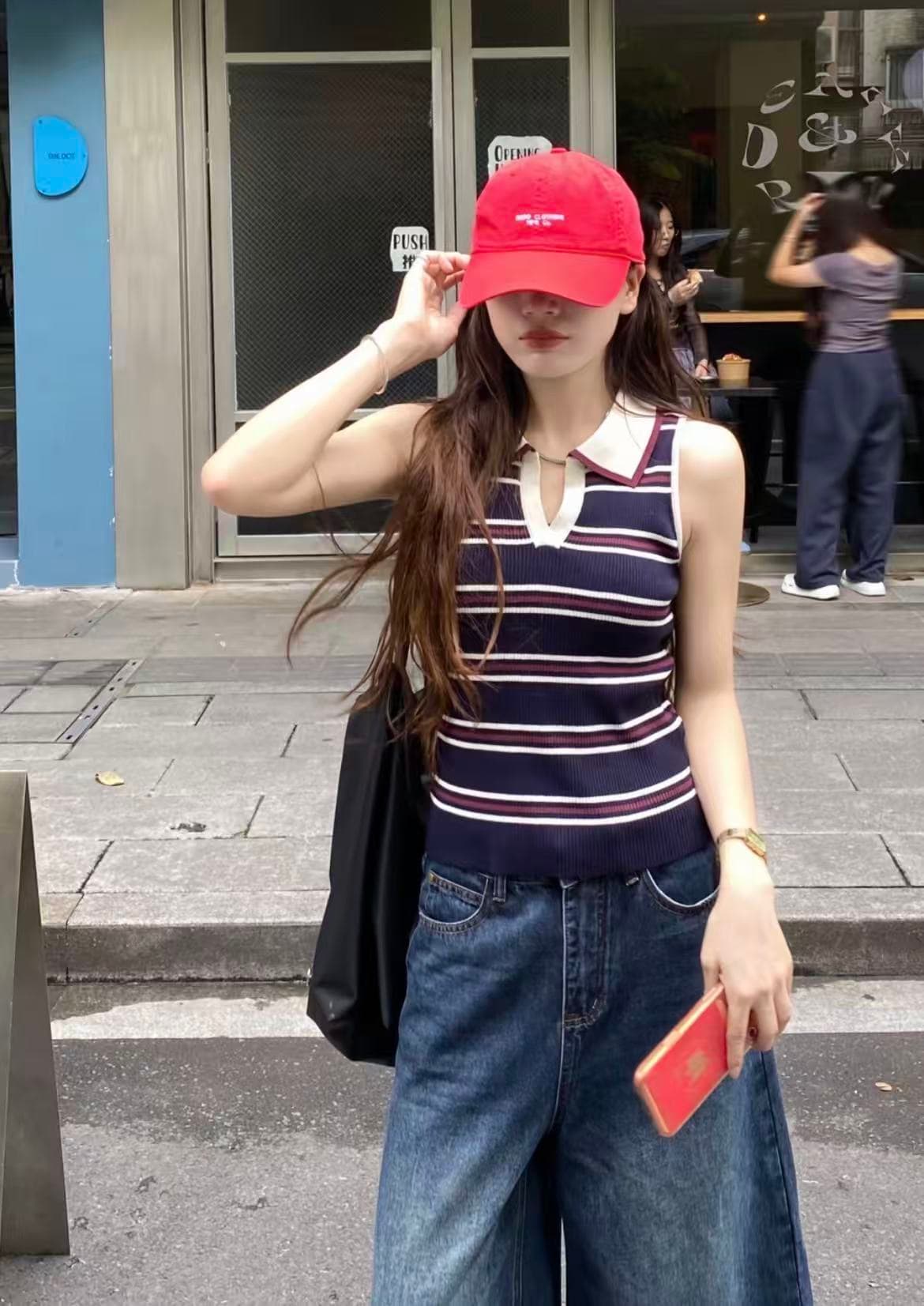 프랑스식 레트로 스타일 스트라이프 폴로 칼라 니트 조끼 여성 여름 새로운 핫걸 몸매 가꾸기 슬림해 보이는 다용도 민소매 맨위