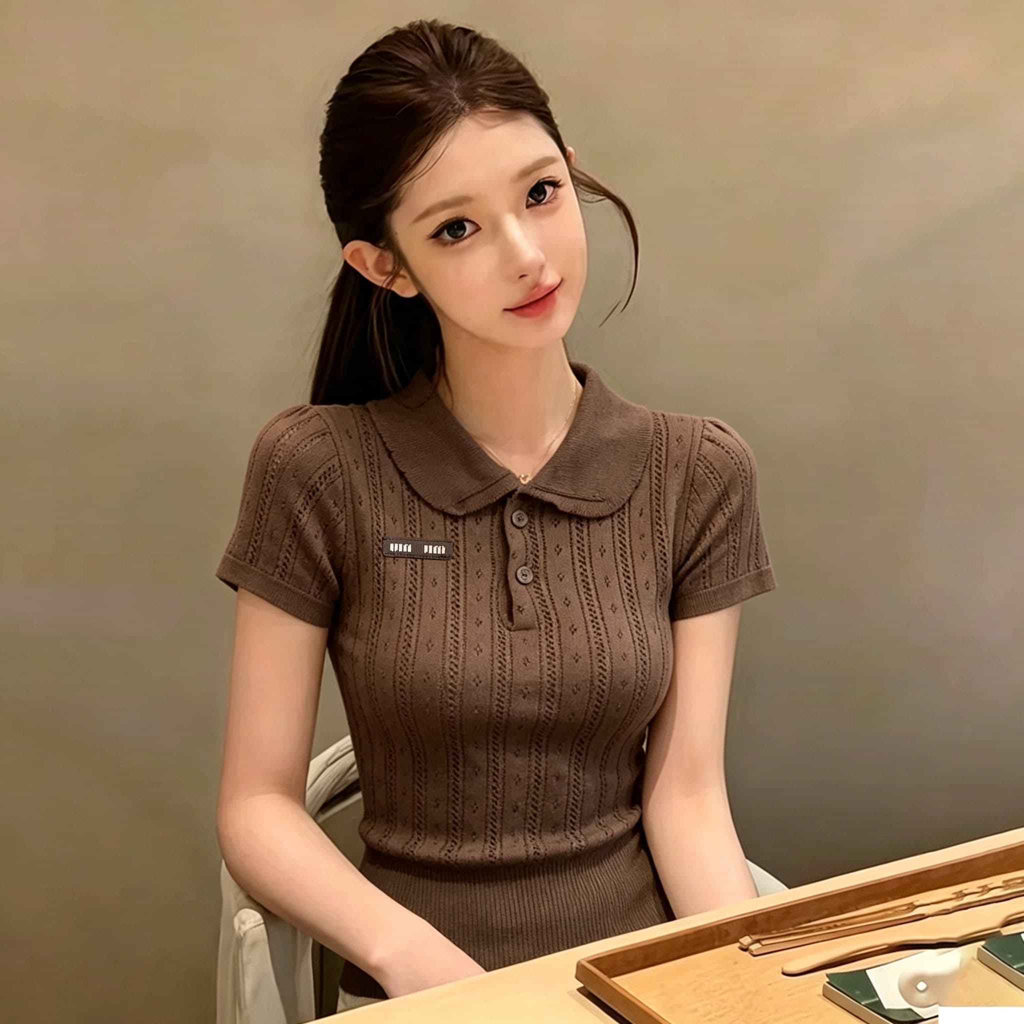 아름다움 라드. POLO 칼라 반팔 니트 스웨터 여성 2026 여름 새로운 품격 연령 감소 슬림해 보이는 고급 센스 작은 맨위 상세 이미지 4