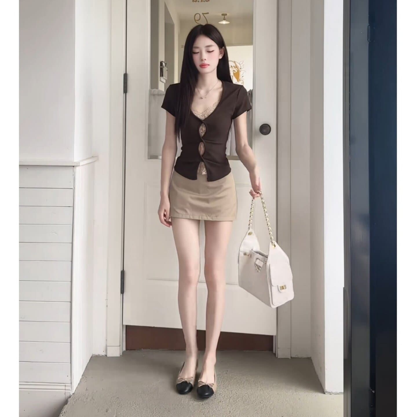 커피 색상 페이크 레이어드 레이스 조각 반팔 티셔츠 여성 여름 아메리칸 작은 키 핫걸 허리 수축 고유 한 아름다운 맨위 상세 이미지 3